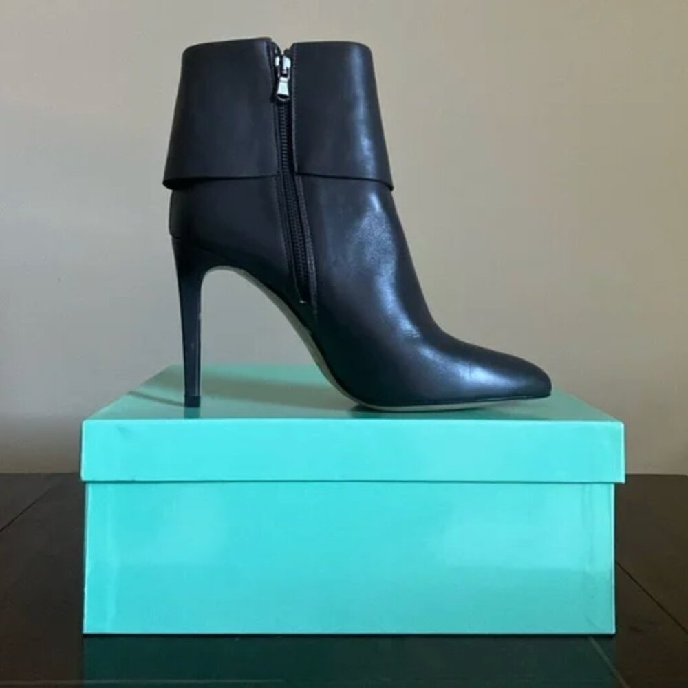 NWT - Giordana F. -  Fold Over Ankle Booties with Buckles - 39 IT / U.S. 8.5-9